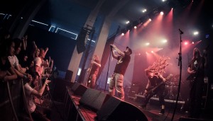 996692_602073613181697_2016673912_n